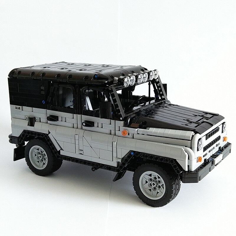 MOCBRICKLAND MOC-75601 Off-Roader UAZ 3151