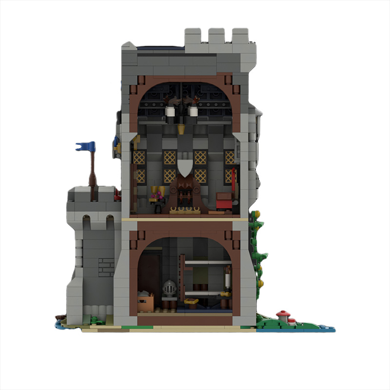 MOCBRICKLAND MOC-101775 Black Falcon Knight's Castle (31120 "Medieval Castle" Alternate Build)