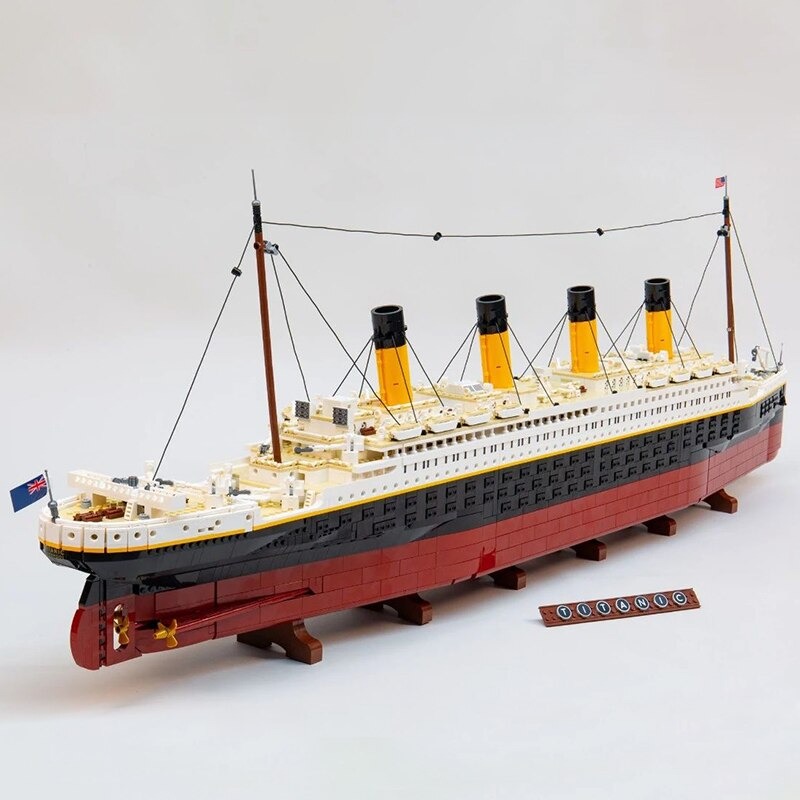 Titanic Chimney – ZHIRAFFE * The Original
