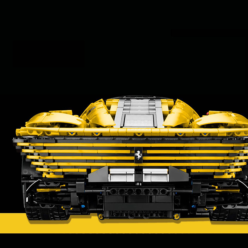 Custom 43143 Technic Yellow Ferrari Sports 1.jpg
